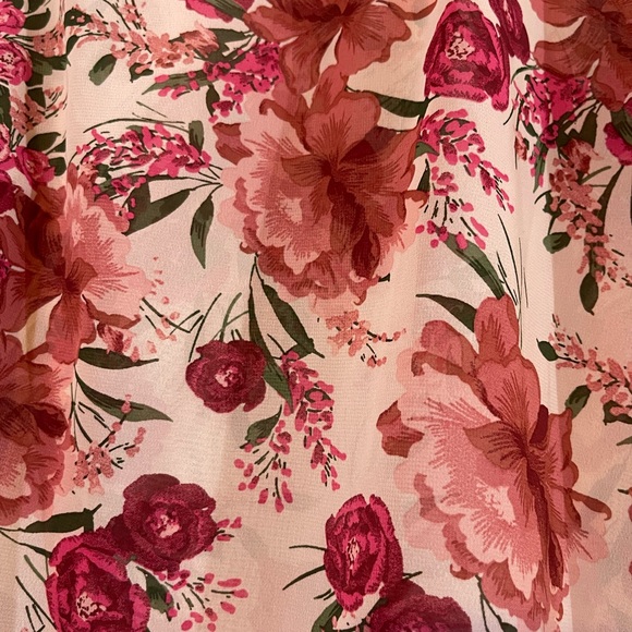 Sheer high neck torrid blouse - Picture 2 of 7